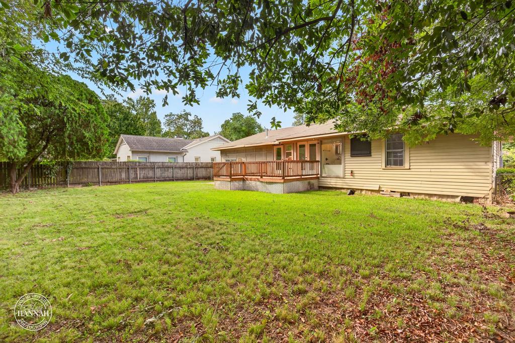 381 Albert Avenue Property Photo 36