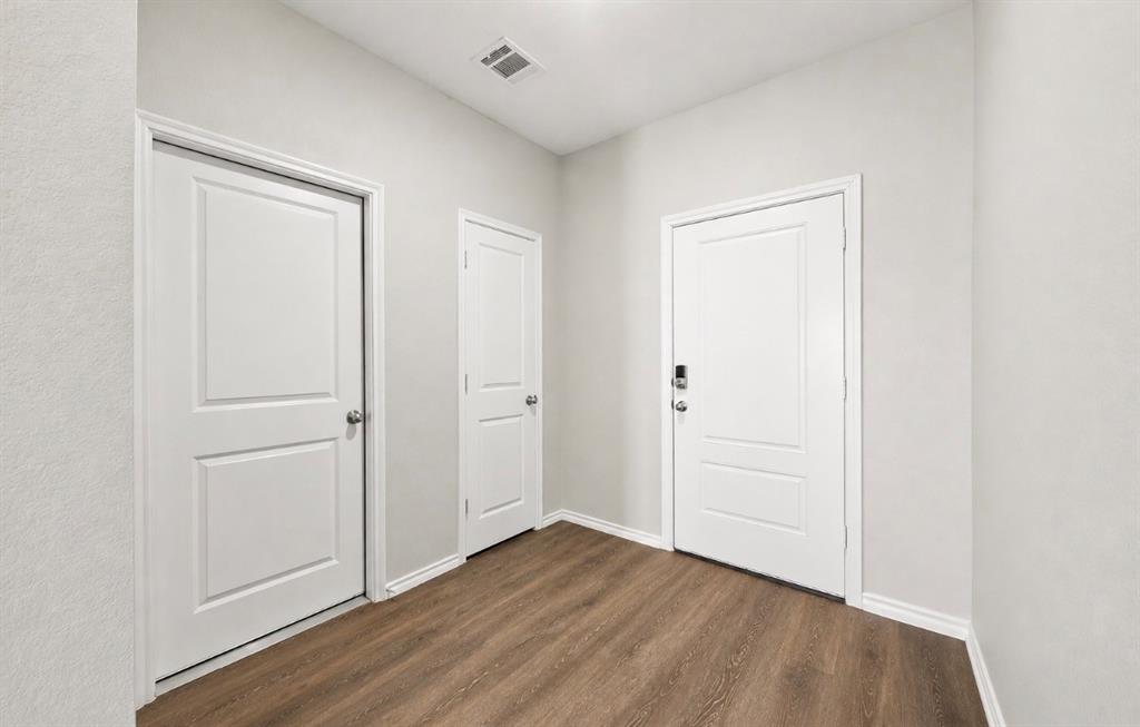 702 Watermill Road Property Photo 3