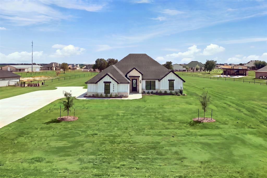 1050 Uplift Drive Property Photo 1