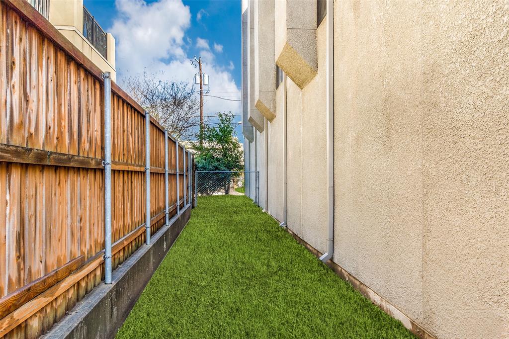 3907 Throckmorton Street 2 Property Photo 16