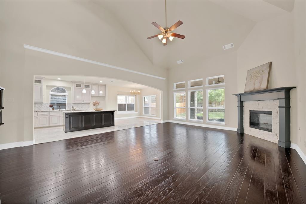 5100 Windstone Drive Property Photo 11
