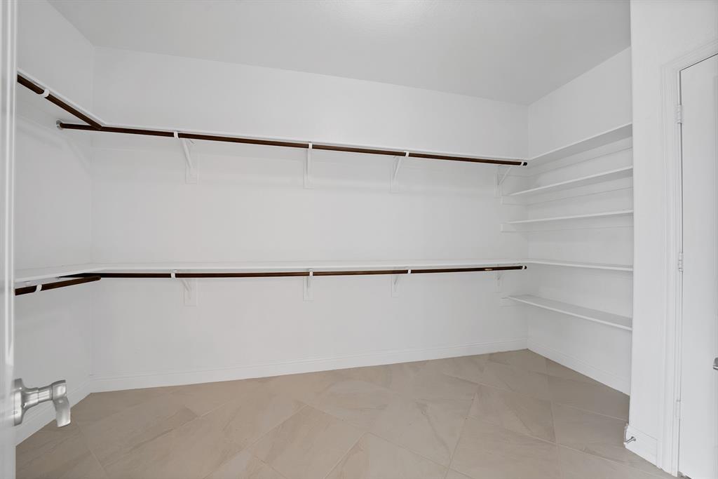 5100 Windstone Drive Property Photo 23