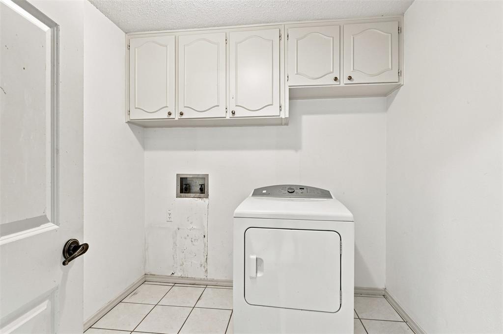 3904 Shady Valley Drive Property Photo 18