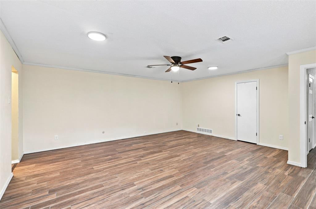 3904 Shady Valley Drive Property Photo 23