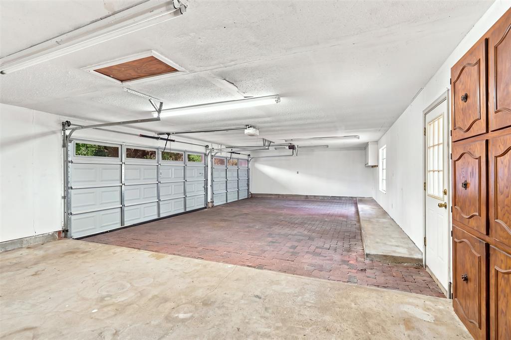 3904 Shady Valley Drive Property Photo 31