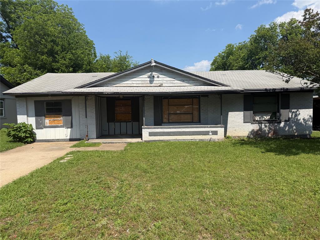 7014 Brierfield Drive Property Photo 1