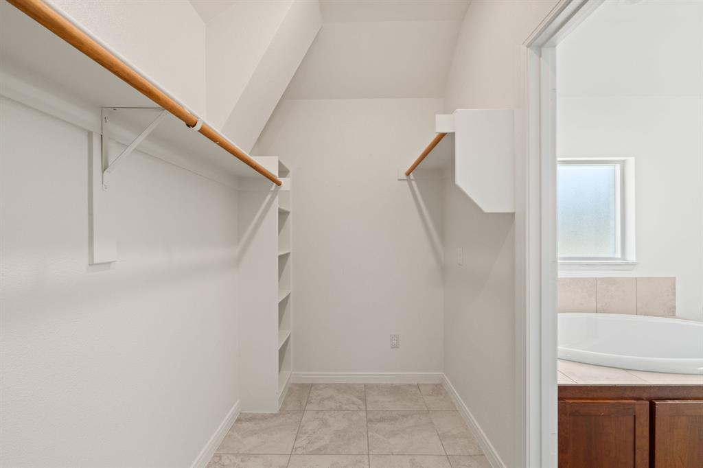 3648 Bluegrass Drive Property Photo 16