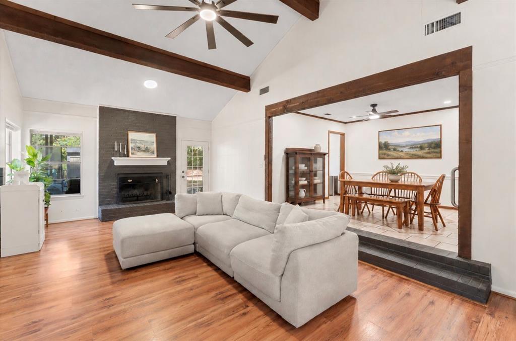 107 Karen Court Property Photo 8