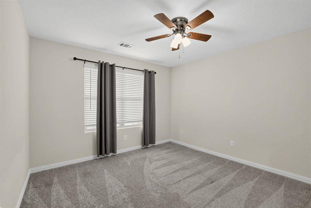 1620 Berry Ridge Trail Property Photo 4