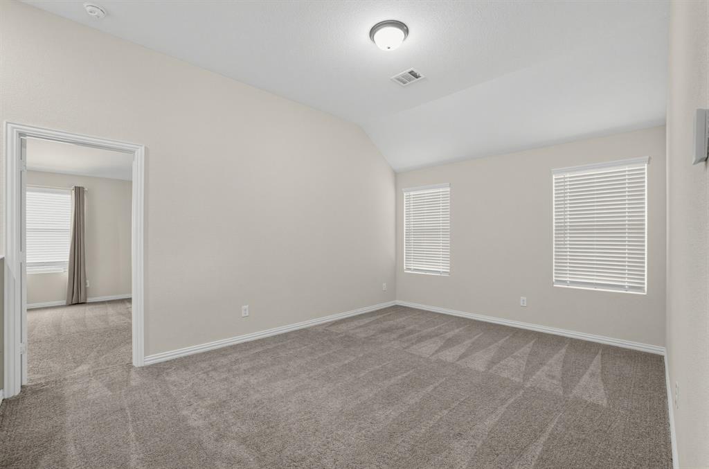 1620 Berry Ridge Trail Property Photo 5