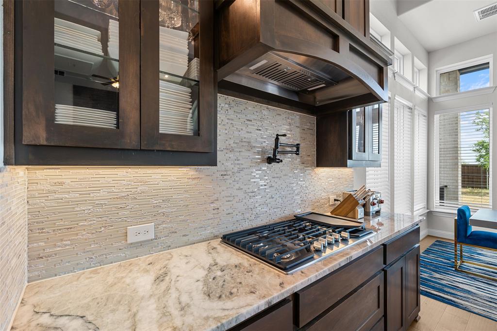 4428 Mill Pond Drive Property Photo 4