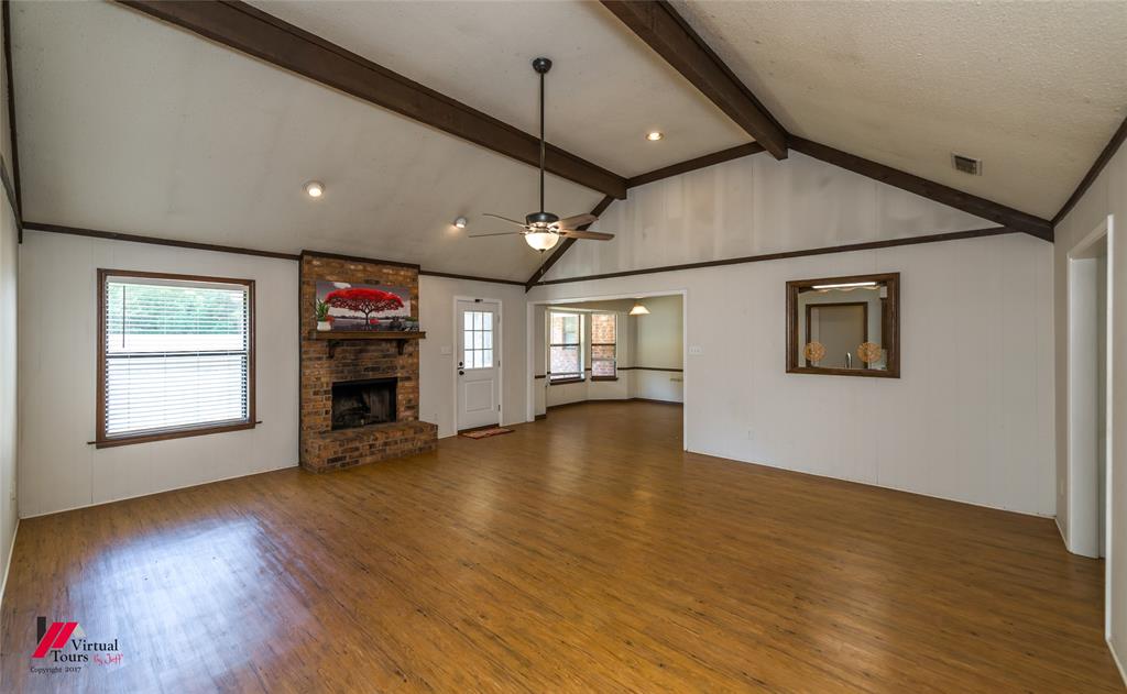 9916 Beaver Creek Drive Property Photo 4