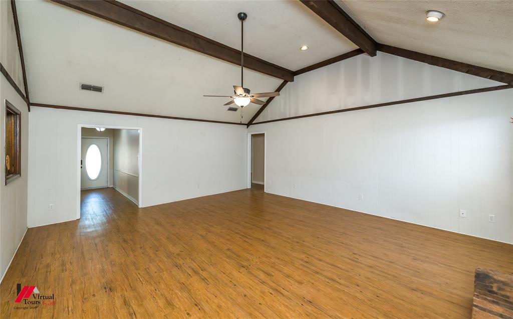 9916 Beaver Creek Drive Property Photo 6