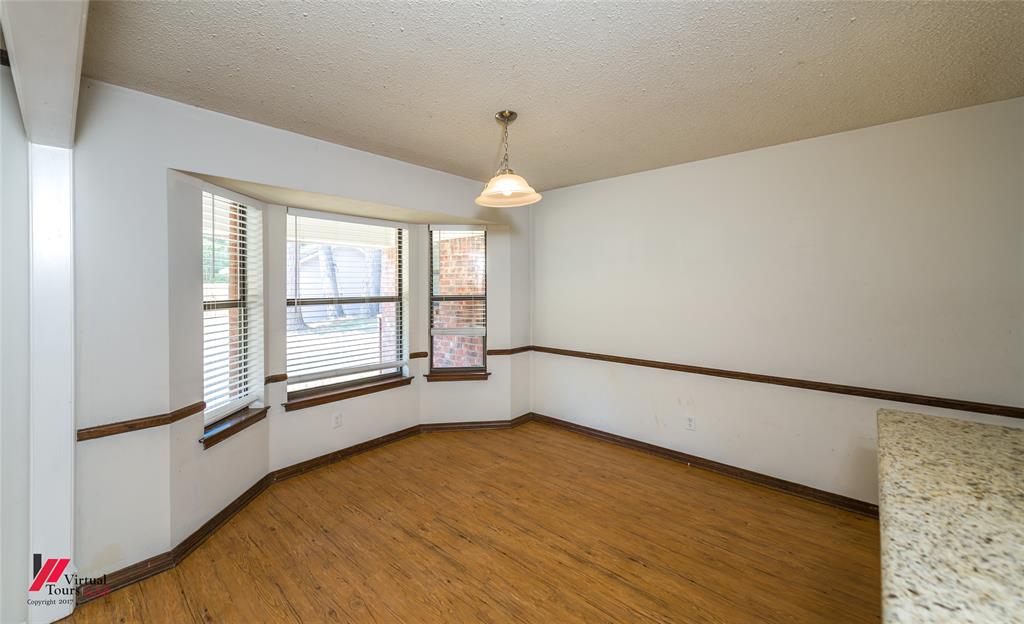 9916 Beaver Creek Drive Property Photo 8