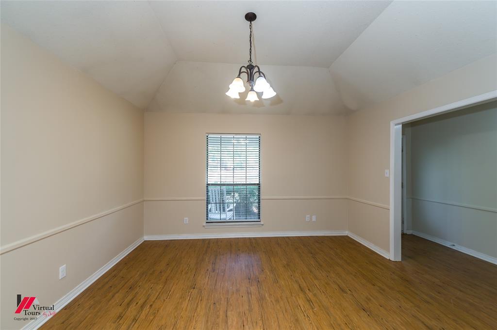 9916 Beaver Creek Drive Property Photo 16