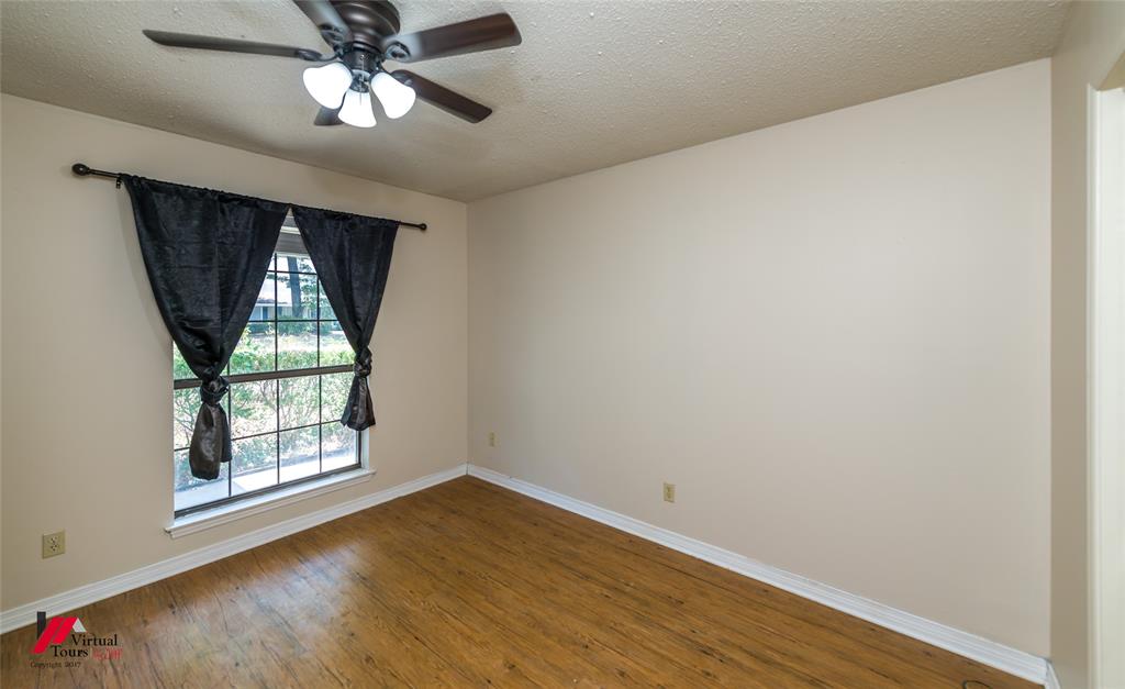 9916 Beaver Creek Drive Property Photo 21