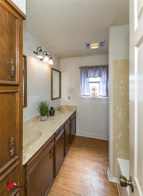 9916 Beaver Creek Drive Property Photo 24
