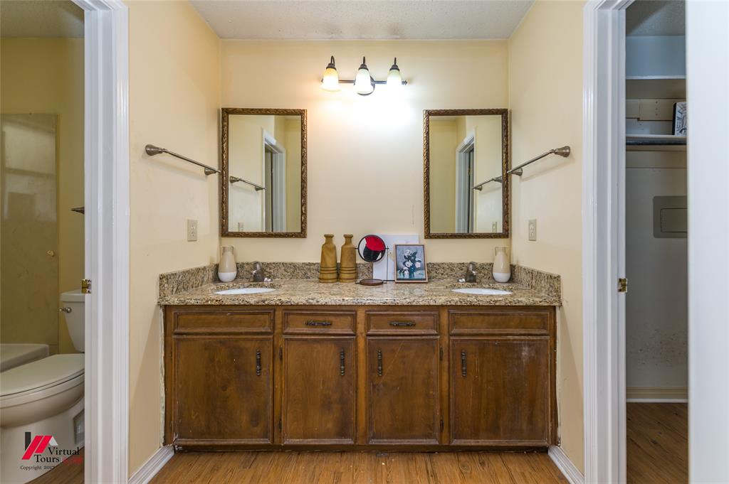 9916 Beaver Creek Drive Property Photo 35