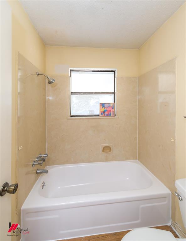 9916 Beaver Creek Drive Property Photo 36