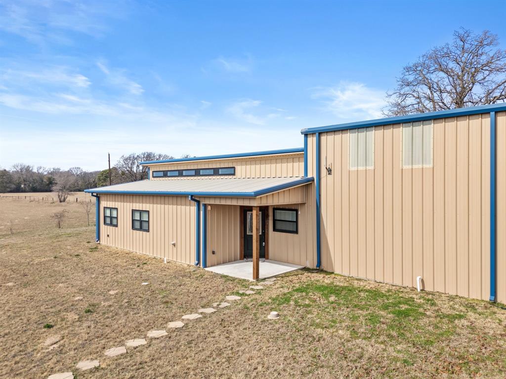 2800 Cr 2330 Property Photo 1