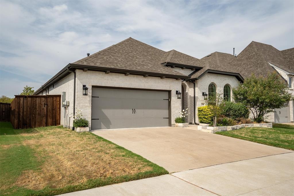 7520 Whisterwheel Way Property Photo 2