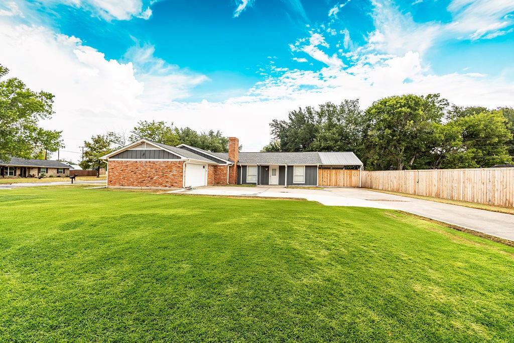 3005 Choctaw Road Property Photo 2
