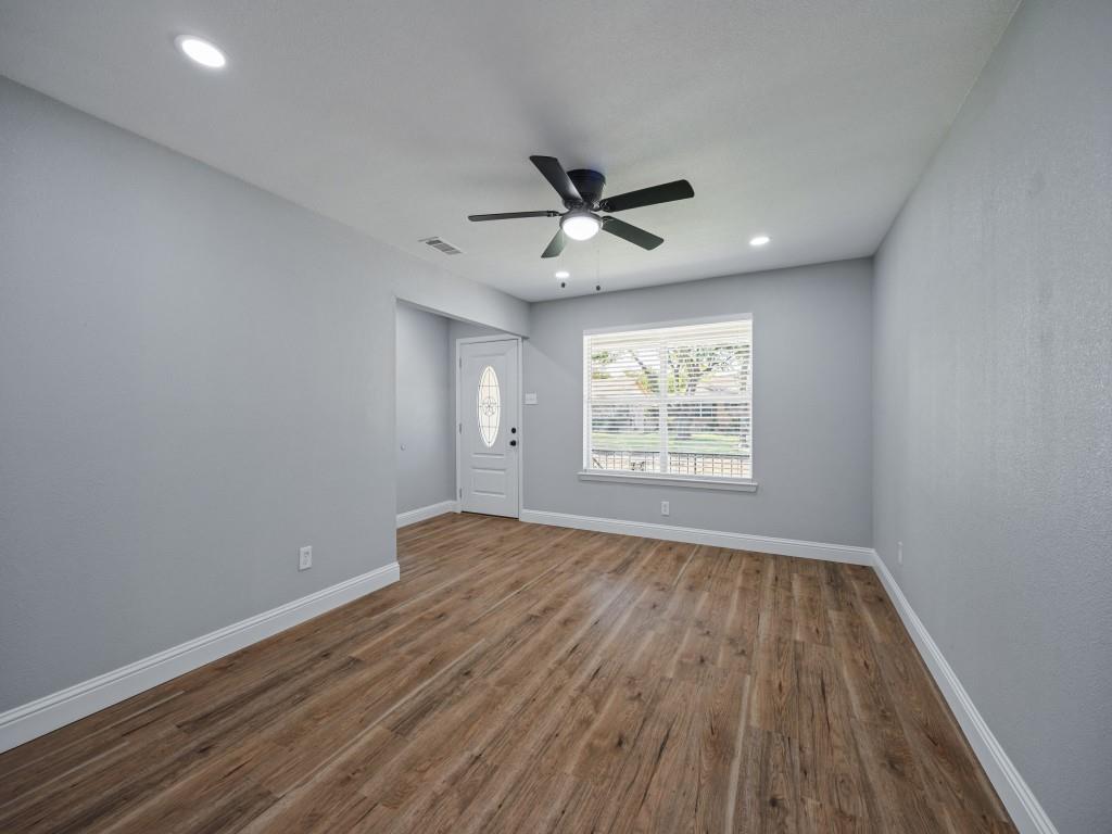 1805 Bardfield Avenue Property Photo 5