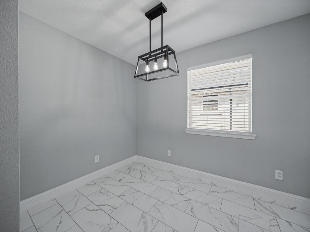 1805 Bardfield Avenue Property Photo 14