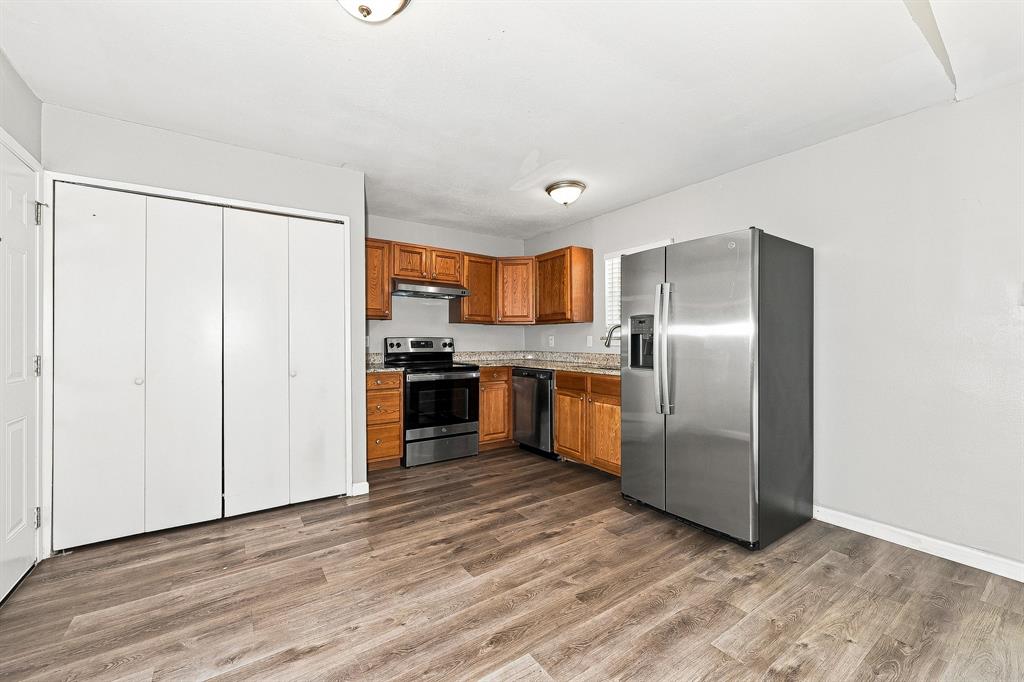 6213 Pine Street Property Photo 10