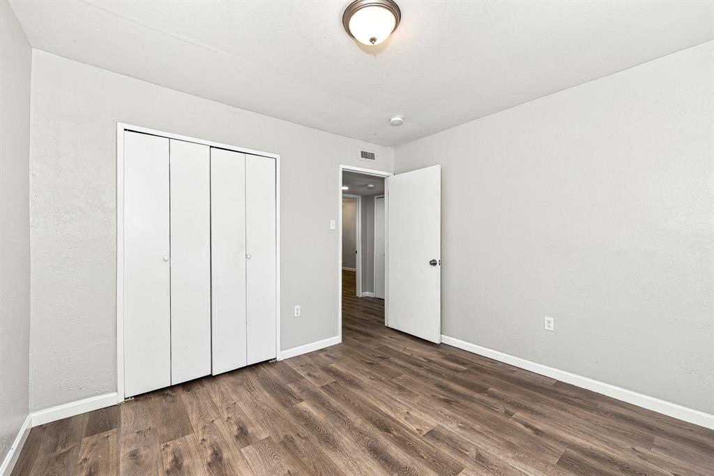 6213 Pine Street Property Photo 13