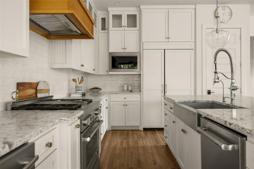 566 Hambrick Road Property Photo 8