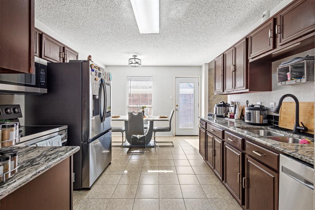 2501 Nogales Drive Property Photo 1