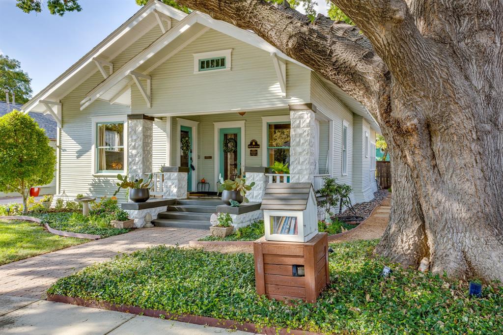 1116 W Arlington Avenue Property Photo 4