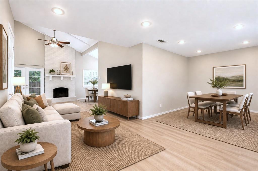 2117 Oak Brook Drive Property Photo 2