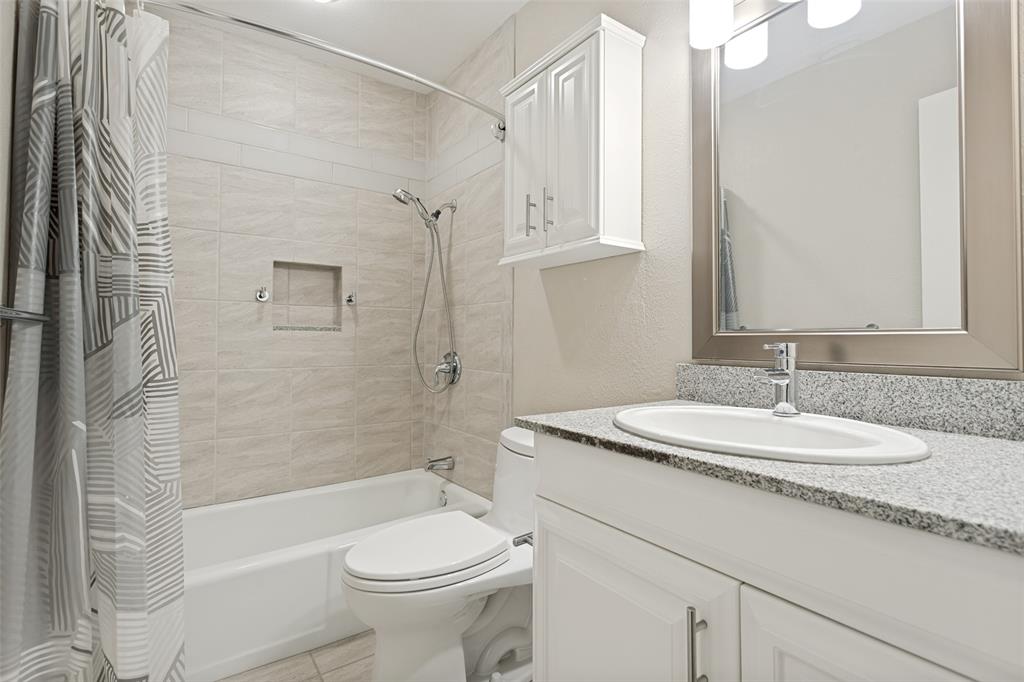 2117 Oak Brook Drive Property Photo 16