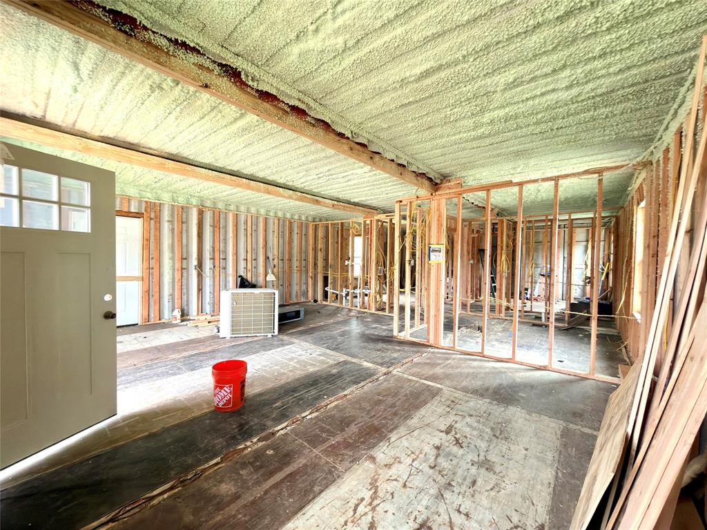 7137 Cayuga Drive Property Photo 6