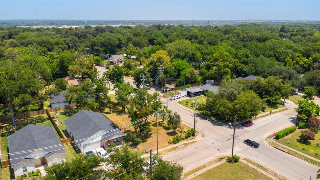 4740 Cranfill Drive Property Photo 2