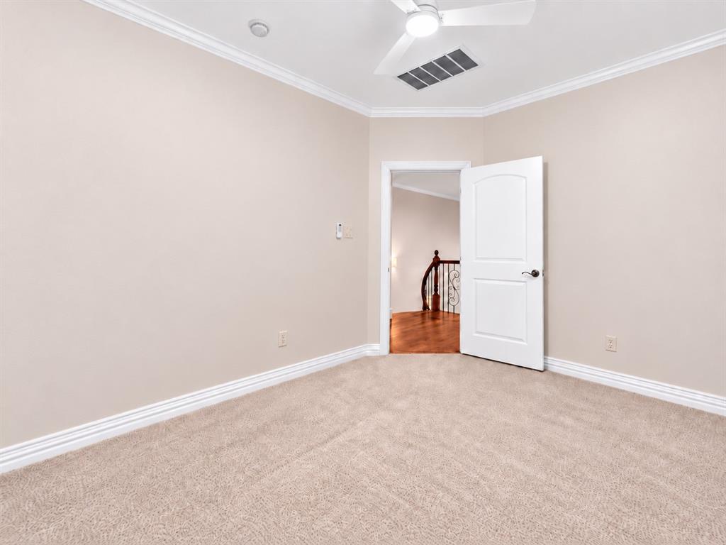 5418 Martel Avenue Property Photo 18