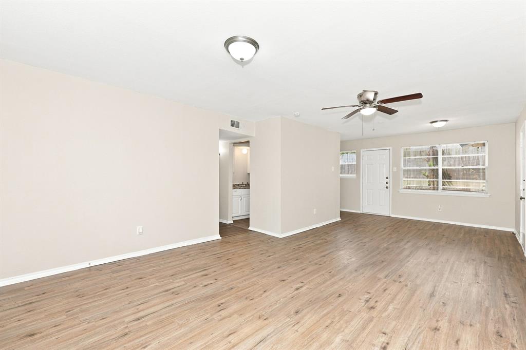 4349 Chestnut Drive Property Photo 6