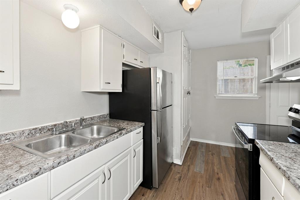4349 Chestnut Drive Property Photo 7