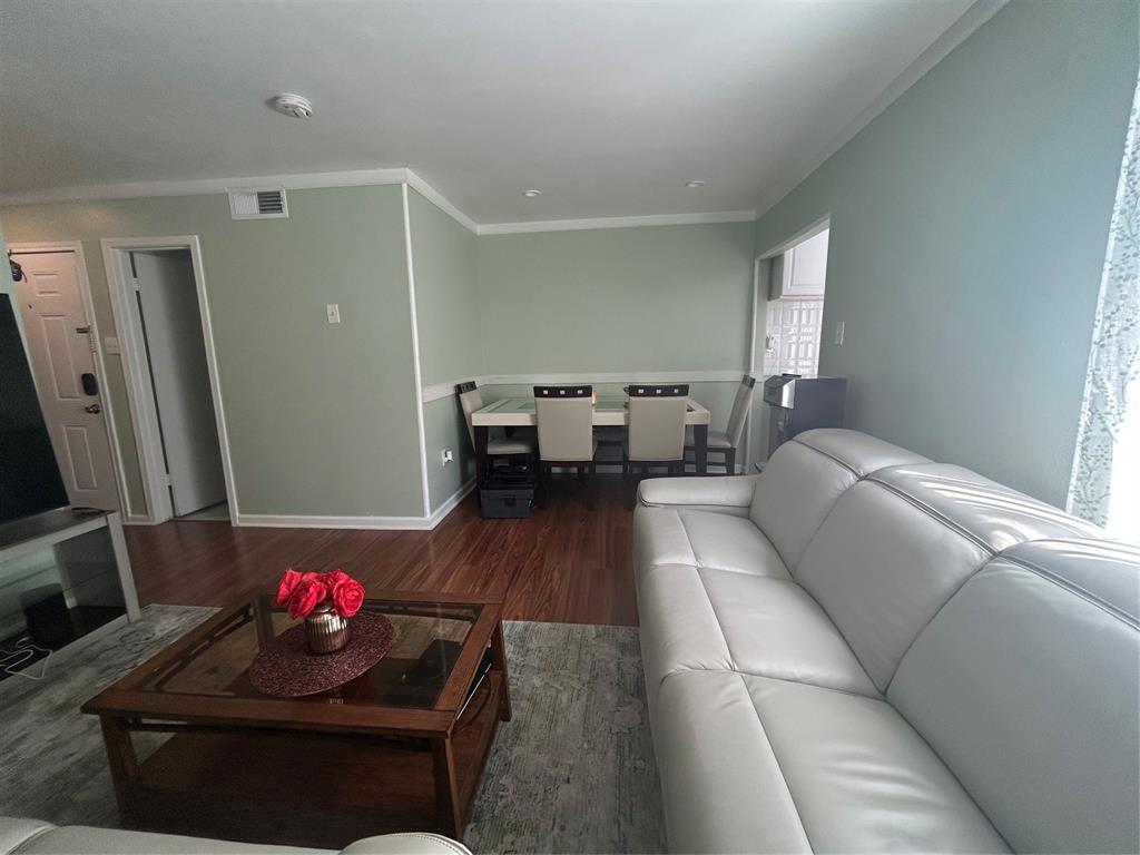 2317 Trellis Place Property Photo 2
