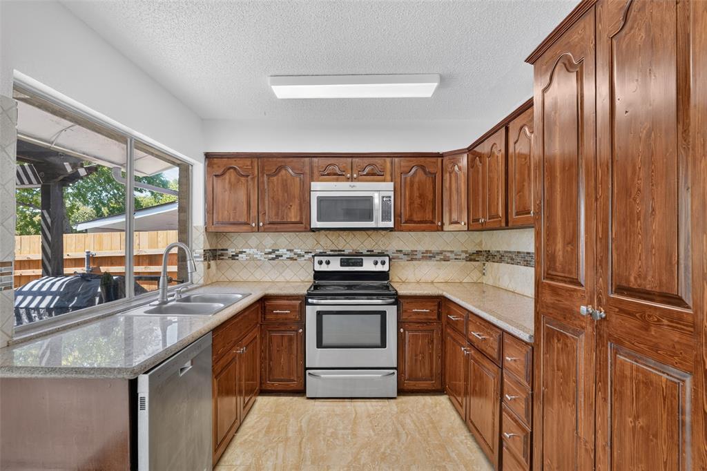2130 Bowie Drive Property Photo 16
