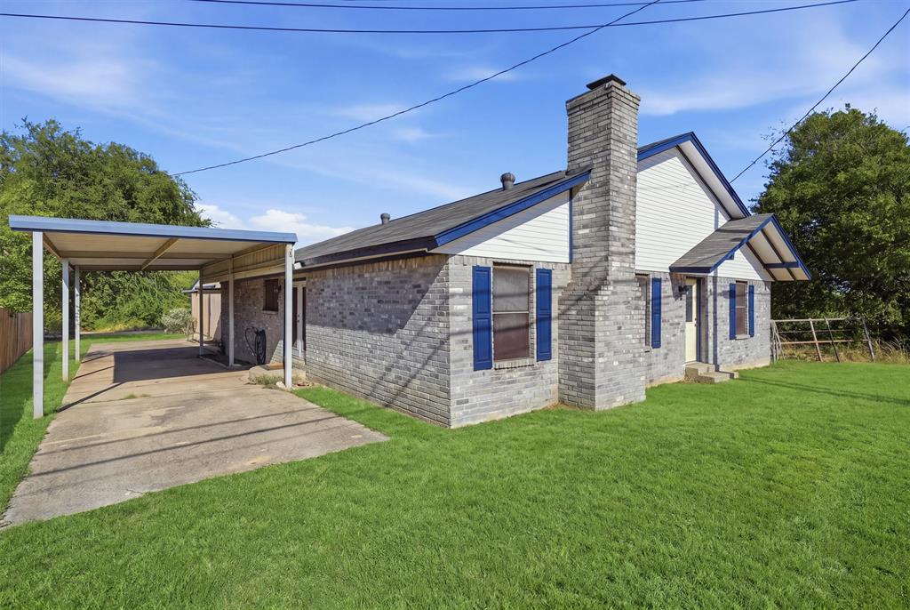 500 Schoolhouse Road Property Photo 1