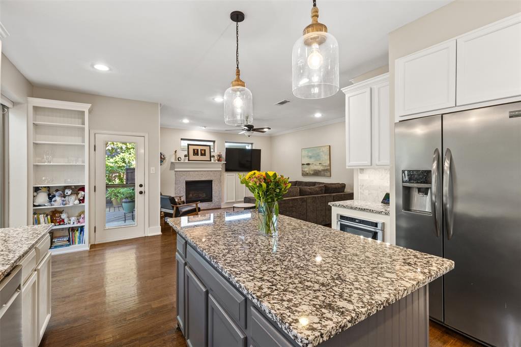 2904 Meadow Glen Drive