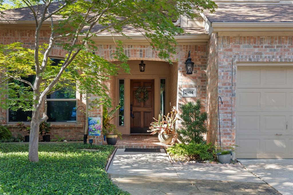 2904 Meadow Glen Drive Property Photo 9