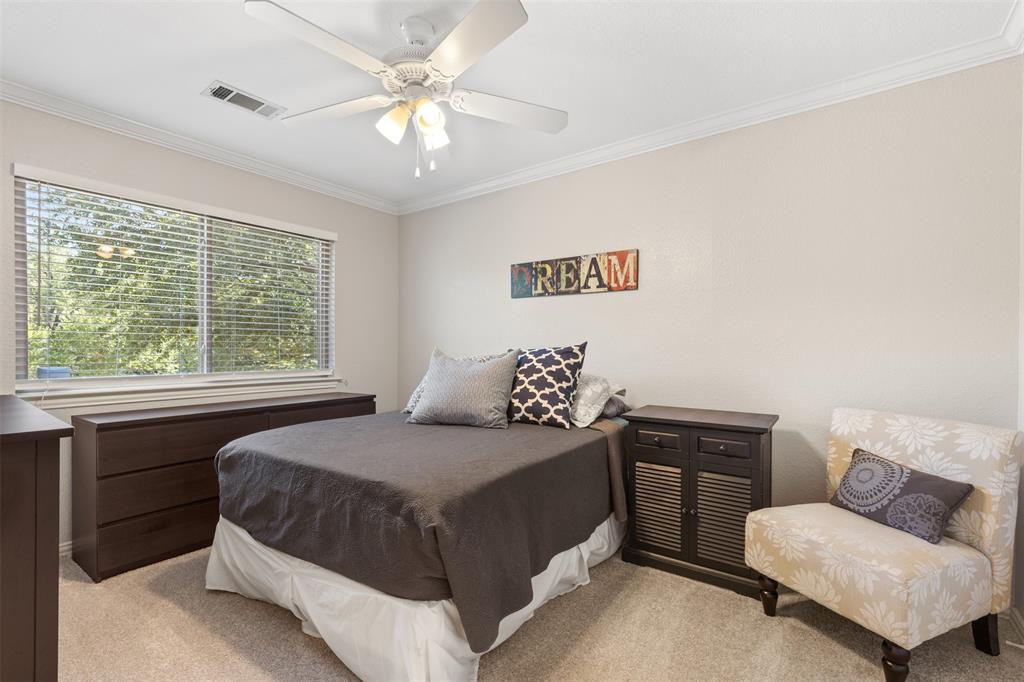2904 Meadow Glen Drive Property Photo 28