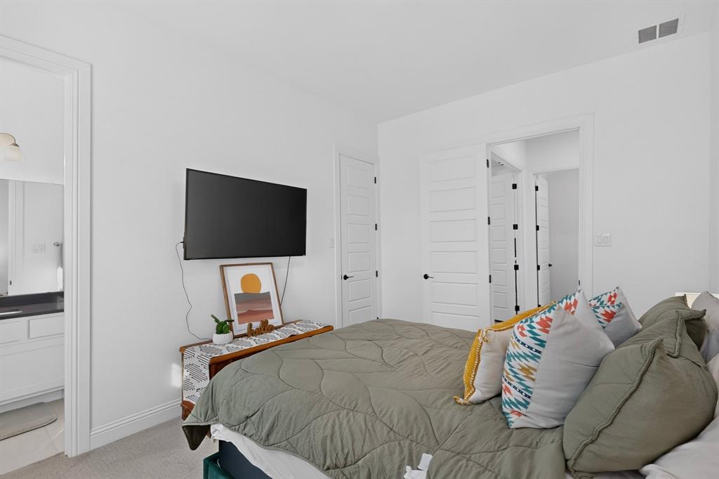 1212 Olive Drive Property Photo 24
