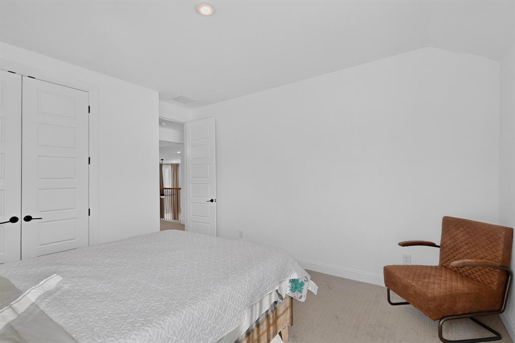 1212 Olive Drive Property Photo 26