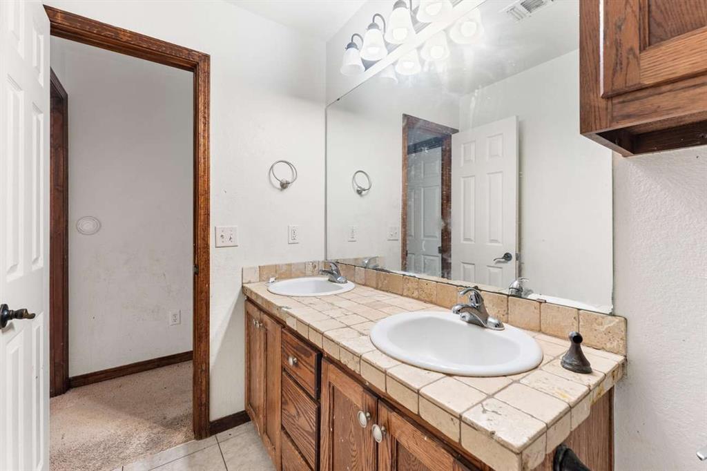 4218 Ross Street Property Photo 29