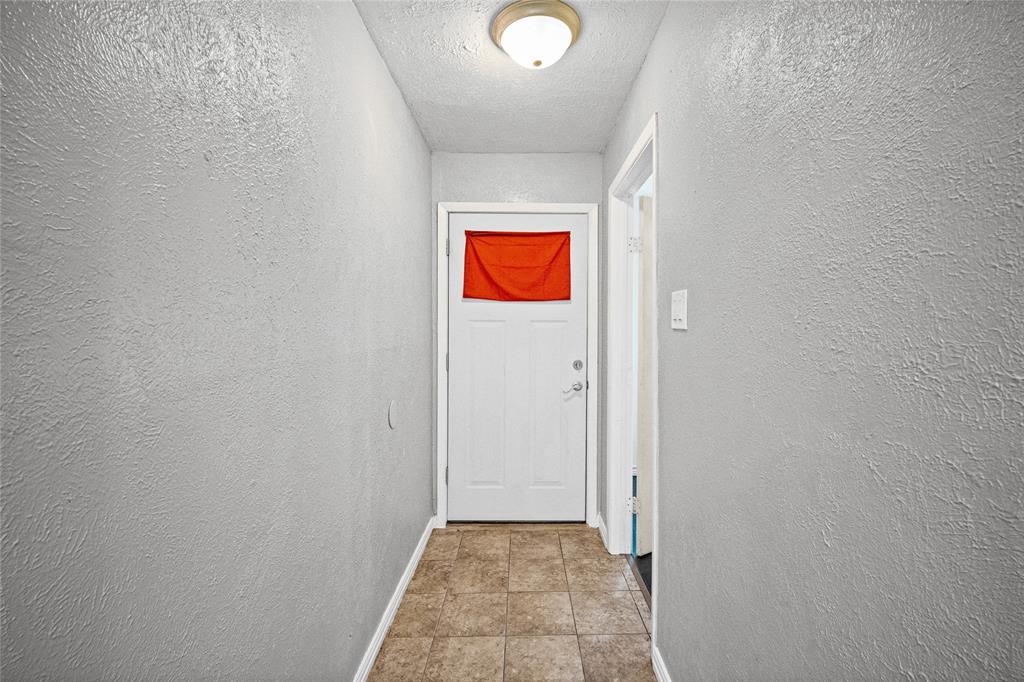 6511 Baraboo Drive Property Photo 6